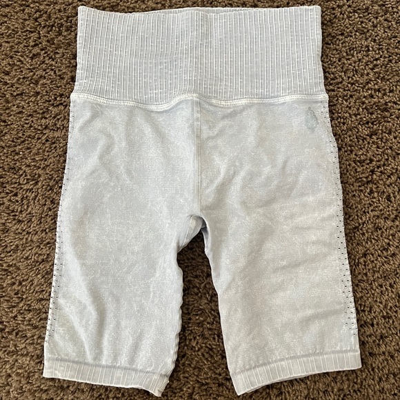 Free People - Good Karma Short - Light Grey - Picture 2 of 2